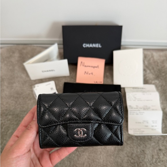 Chanel Classic Card Holder - Picture 5 of 16